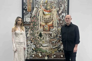 Tosyalı, genç sanatçıları destekleyerek kültürel üretime katkısını sürdürüyor 