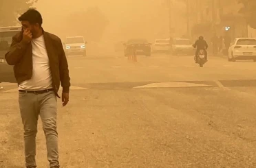 Toz bulutu Şanlıurfa semalarını kapladı 