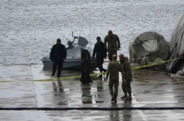 Trabzon’da denizde bulunan insansız deniz aracı ile ilgili SAS ekipleri incelemelerine başladı 
