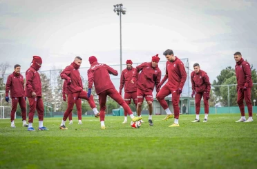 Trabzonspor hazırlıklarını tamamlayarak İstanbul’a hareket etti 