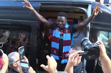 Trabzonspor’un yeni transferi Franculino Dju, Trabzon’a geldi
