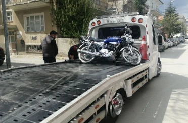 Trafik denetiminde 2 motosiklet sürücüsüne 254 bin TL ceza 