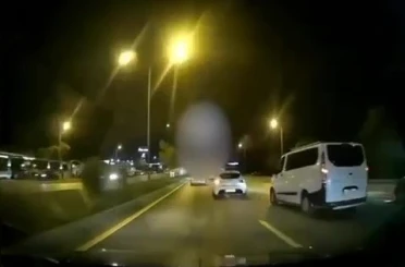 Trafikte makas atan sürücüye 9 bin lira ceza kesildi 