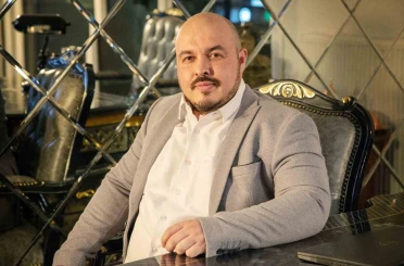 Trafikte üst üste kornaya basarken dikkat 