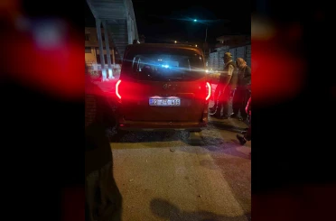 Traktör ile hafif ticari araç çarpıştı: 1 yaralı 