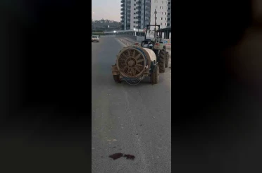 Traktörden düşen kadın hayatını kaybetti 