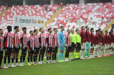Trendyol 1. Lig: Özbelsan Sivasspor: 2 - Bandırmaspor: 0 