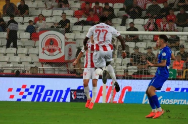 Trendyol Süper Lig: Antalyaspor: 2 - Çaykur Rizespor: 5 (Maç sonucu) 