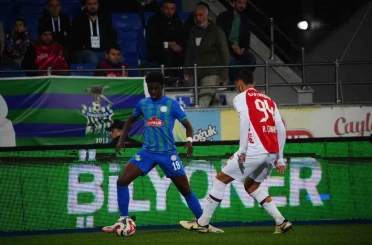Trendyol Süper Lig: Çaykur Rizespor: 0 - Fatih Karagümrük: 0 (İlk yarı) 