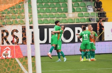 Trendyol Süper Lig: Corendon Alanyaspor: 1 - Fatih Karagümrük: 0 (İlk yarı) 