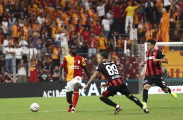 Trendyol Süper Lig: Galatasaray: 0 - Çorum FK: 0 (Maç devam ediyor) 