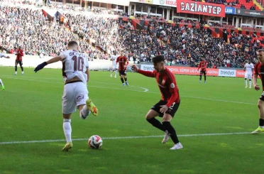 Trendyol Süper Lig: Gaziantep FK: 0 - Trabzonspor: 0 (Maç devam ediyor) 