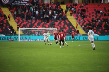 Trendyol Süper Lig: Gaziantep FK: 1 - Corendon Alanyaspor: 1 (Maç sonucu) 