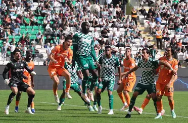 Trendyol Süper Lig: Konyaspor: 0 - Başakşehir: 0 (İlk yarı)