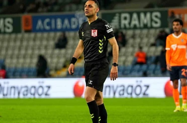 Trendyol Süper Lig: RAMS Başakşehir: 0 - Konyaspor: 0 (İlk yarı) 