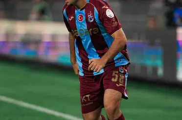 Trendyol Süper Lig: Trabzonspor: 3 - Gençlerbirliği: 0 (İlk yarı)
