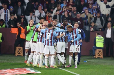 Trendyol Süper Lig: Trabzonspor: 3 - Konyaspor: 1 (Maç sonucu) 