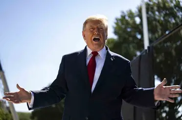 Trump: "2027’de Kanada’dan ithal otomotiv ve çelik ürünlerinde gümrük vergisi yüzde 50’ye çıkarılacak"
