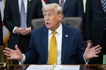 Trump: "İran, yalan haberlerin aksine Hürmüz Boğazı’ndan geçen gemilerden hiçbir geçiş ücreti almadığını ABD’ye bildirdi" 