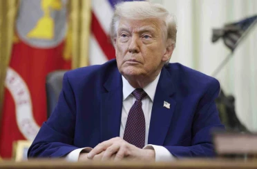 Trump’tan İran’a: "Füzelerini fırlattınız, masaya geri dönün ve bir anlaşma yapın" 
