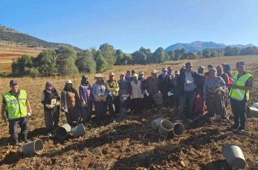 Tufanbeyli’de jandarmadan dolandırıcılık ve KADES bilgilendirmesi 