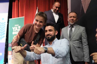 TÜGVA Eskişehir Yaz Okulu lansmana büyük bir coşkuyla gerçekleştirildi 