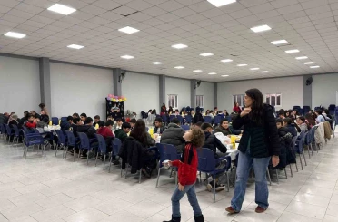 Tüm okul iftar sofrasında buluştu 