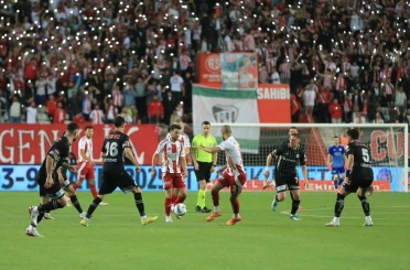 Tümosan Konyaspor kupada moral peşinde: Rakip Antalyaspor