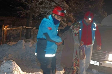 Tunceli’de UMKE’den peş peşe üç vakaya müdahale 