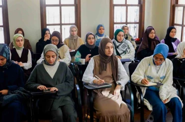 TÜRGEV, Filistin’den gelen 246 genç kıza eğitimde kapı açtı 