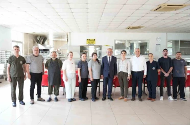 Turgutlu’da aşevine 12 ton 400 kiloluk kurban bağışı 