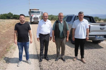 Turgutlu’da asfalt mesaisi hız kesmiyor 