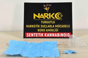 Turgutlu’da emniyetin sokak çalışmalarında 2 torbacı yakalandı 