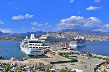Turizmcilerden, "Alsancak Limanı kruvaziyer ve yolcu taşımacılığına ayrılsın" talebi 