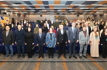 Türk dünyası şairleri BUÜ’de buluştu 