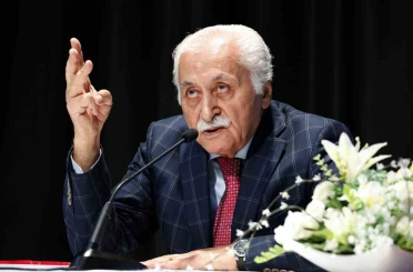 Türk edebiyatının usta ismi Yavuz Bülent Bakiler vefat etti 