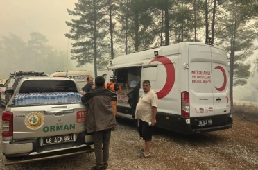 Türk Kızılay’dan Muğla ve Antalya’daki orman yangınlarına müdahale çalışmalarına destek 
