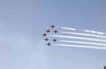 Türk Yıldızları, 30 Ağustos’ta Zafertepeçalköy semalarını renklendirdi