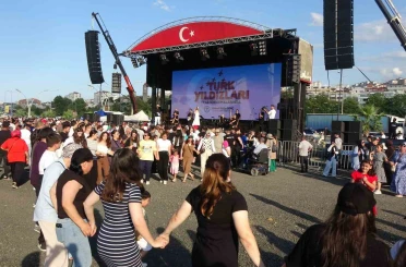 Türk Yıldızları Trabzon’da nefes kesti 