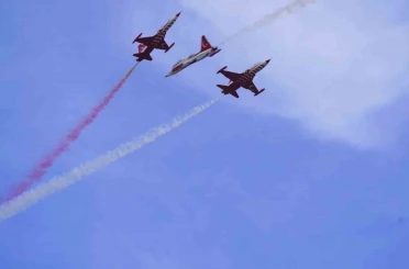 Türk Yıldızlarından Çorlu’da muhteşem gösteri 