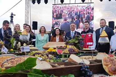 Türkan Şoray, Tekirdağ’ın lezzetleriyle buluştu
