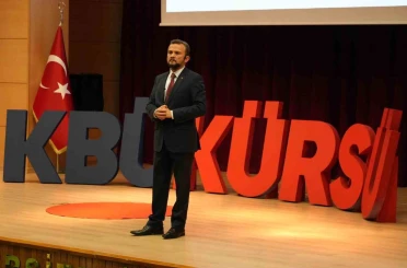 Türkiye Ulusal Ajansı Başkanı Astarcı KBÜ’de öğrencilerle buluştu 