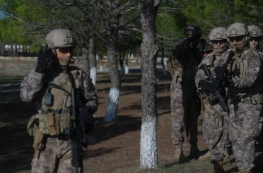 Türkiye ve KKTC Özel Harekatı’ndan ortak mesaj: "Bir gece ansızın gelebiliriz" 
