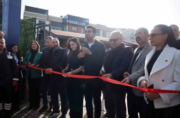 Tuzla’da Mercan Sanat Merkezi açıldı 