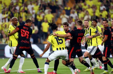 UEFA Şampiyonlar Ligi: Fenerbahçe: 1 - Gornik Zabrze: 0 (Maç sonucu) 
