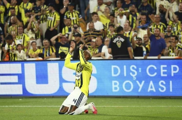 UEFA Şampiyonlar Ligi: Fenerbahçe: 1 - Sturm Graz: 0 (Maç devam ediyor) 