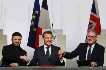 Ukrayna, İngiltere ve Fransa arasında Ukrayna’ya çok uluslu güç göndermeye yönelik niyet beyanı 