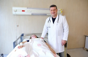 Ukraynalı hasta şifayı Mersin Şehir Hastanesinde buldu 