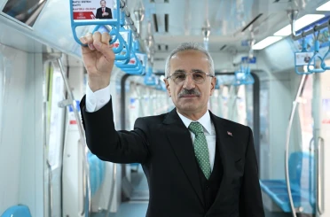 Ulaştırma ve Altyapı Bakanı Uraloğlu: "Marmaray, 12 yılda 1 milyar 430 milyon yolcuya hizmet verdi"