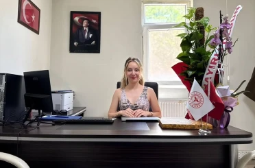 Uludere’de ilk kadın ilçe Sağlık Müdürü göreve başladı 